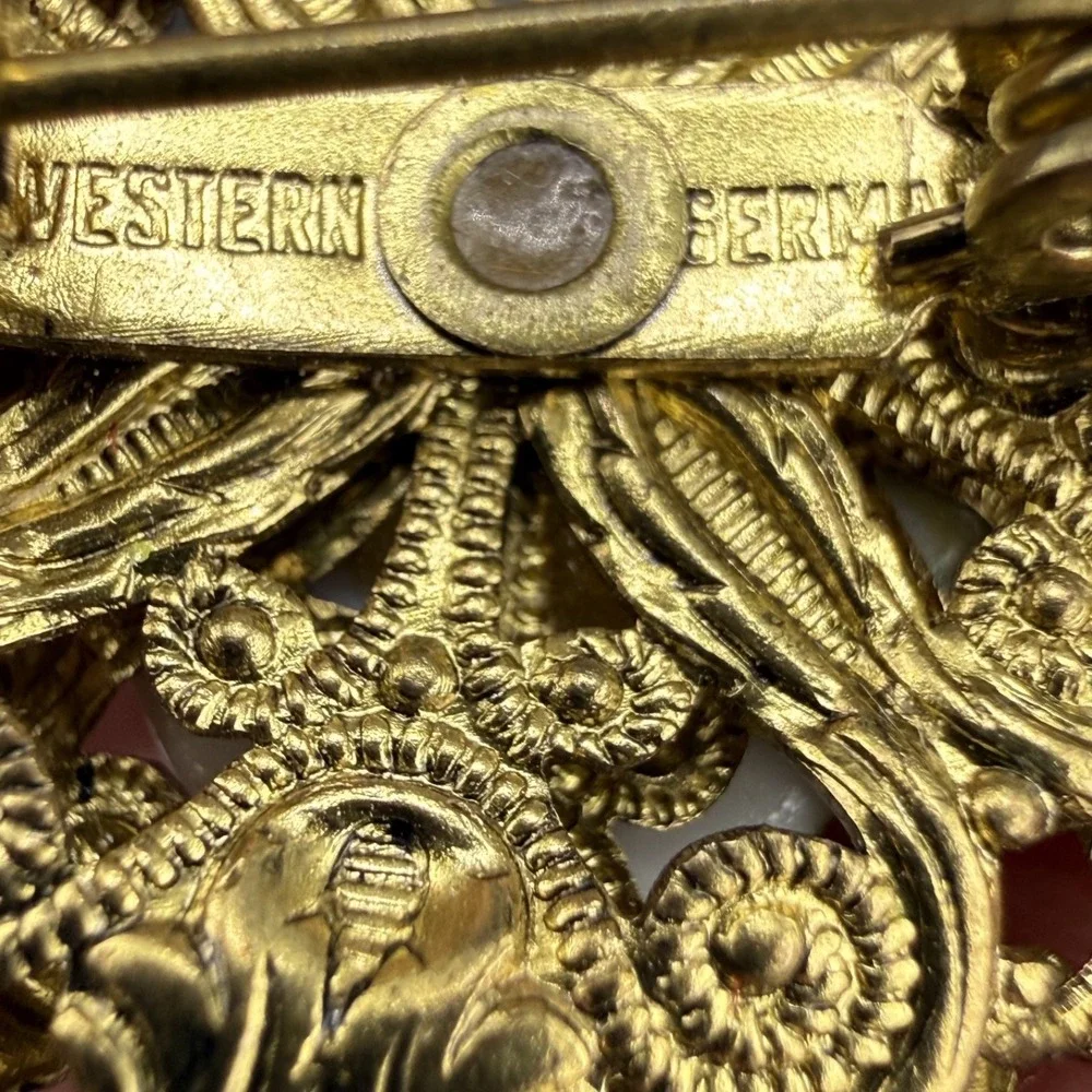 Vintage Western Germany Brooch Courting Couple Porcelain Gold Tone Filigree